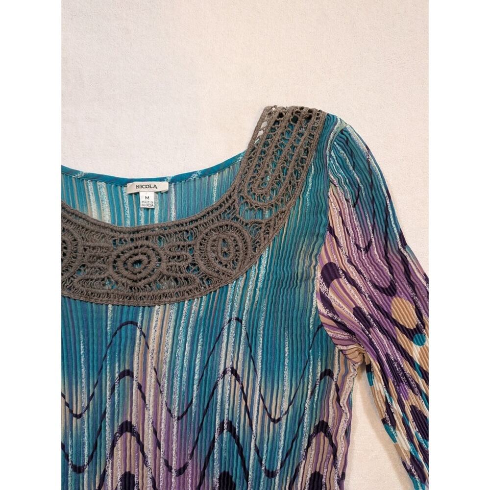 Nicola multicolored blue purple abstract sheer lace quarter sleeve blouse size M - Picture 3 of 7
